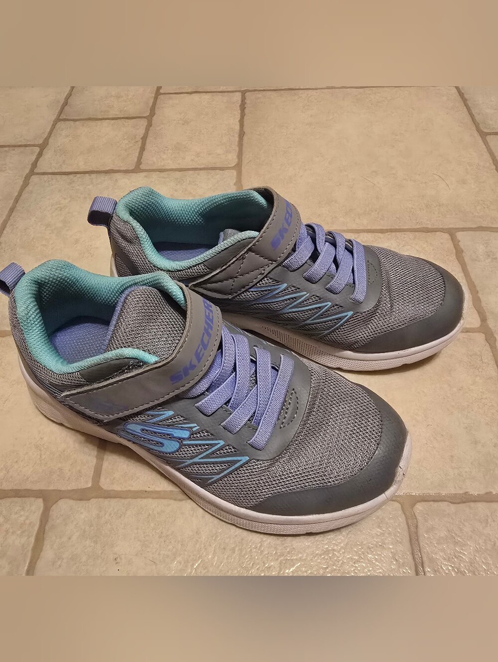 Skechers Girls Gray & Light Blue Athletic Sneakers